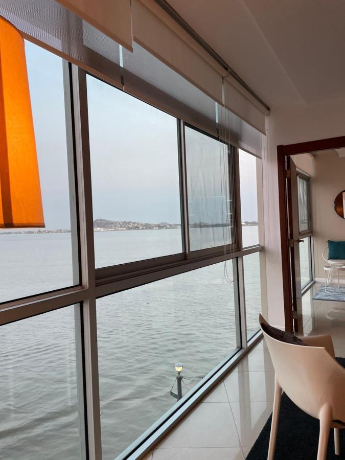 Apartamento VISTA Al RIO PUERTO SANTANA Riverfront 1 Guayaquil Exterior foto