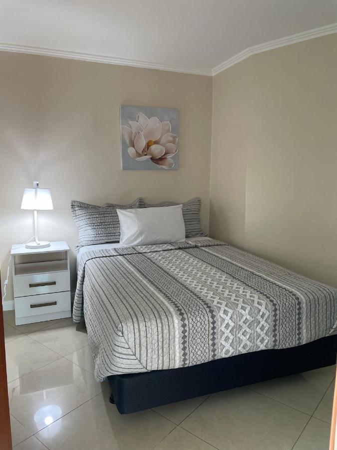 Apartamento VISTA Al RIO PUERTO SANTANA Riverfront 1 Guayaquil Exterior foto
