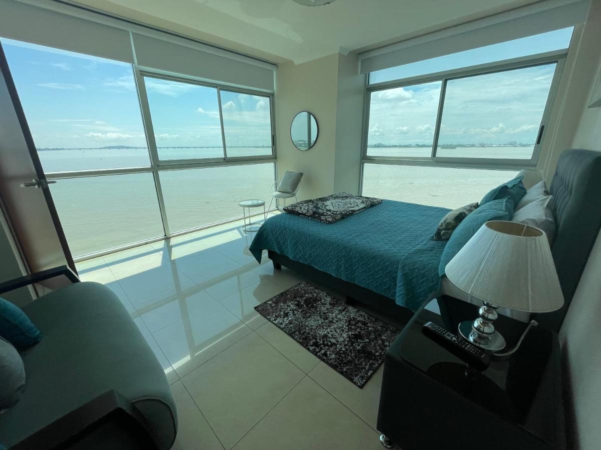 Apartamento VISTA Al RIO PUERTO SANTANA Riverfront 1 Guayaquil Exterior foto